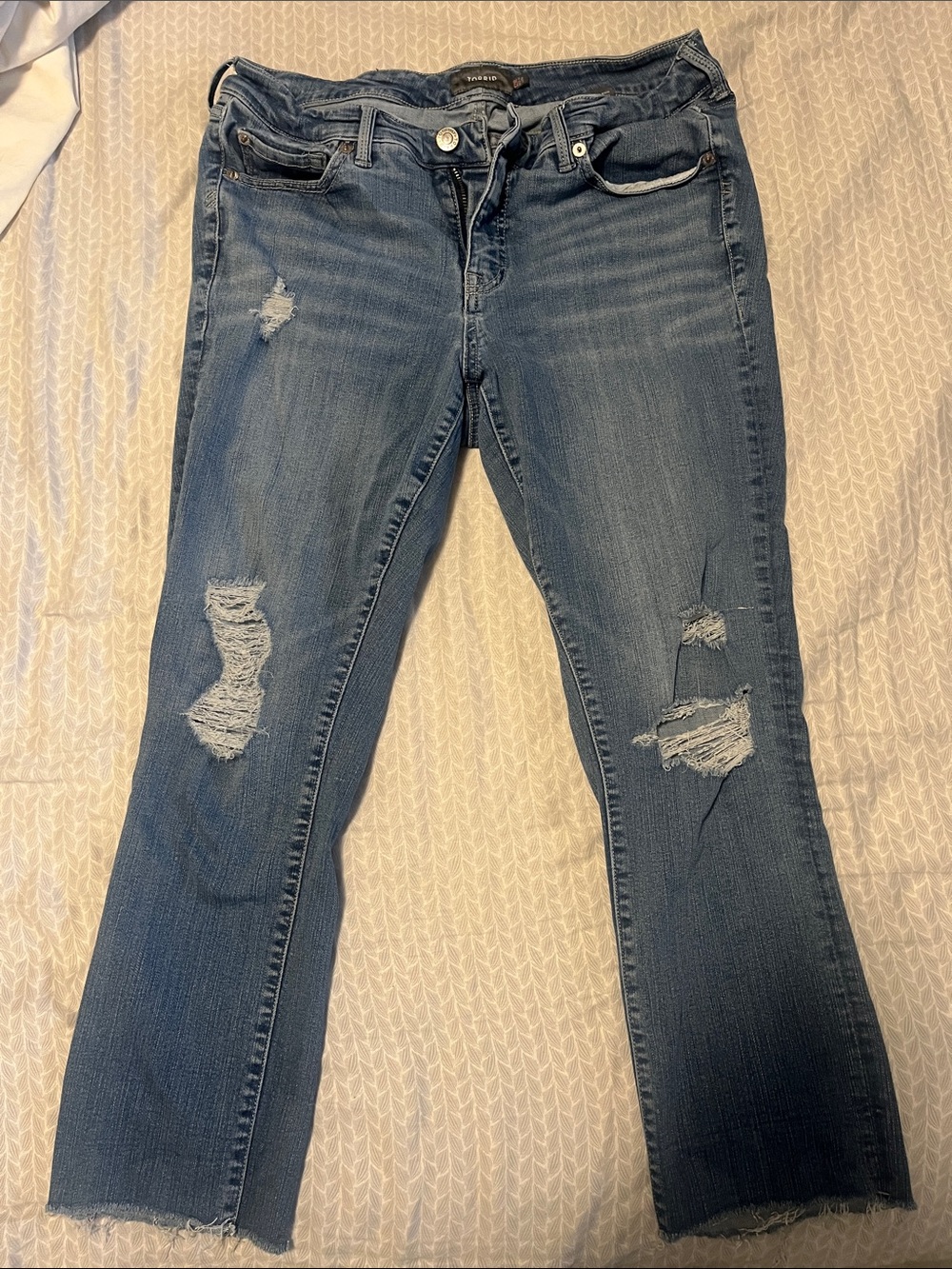 torrid Medium Blue Distressed Cropped Jeans